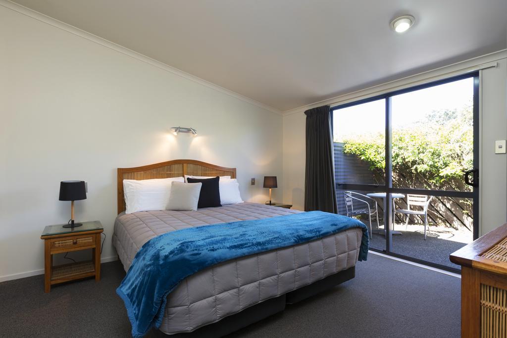 Beach House Motel Papamoa Buitenkant foto