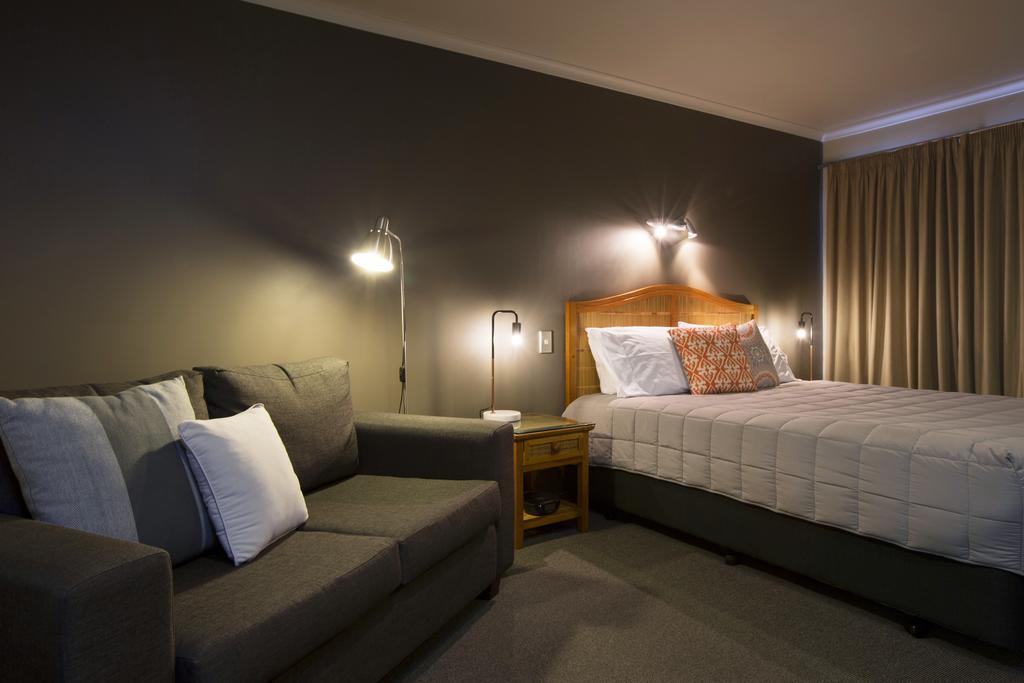 Beach House Motel Papamoa Buitenkant foto