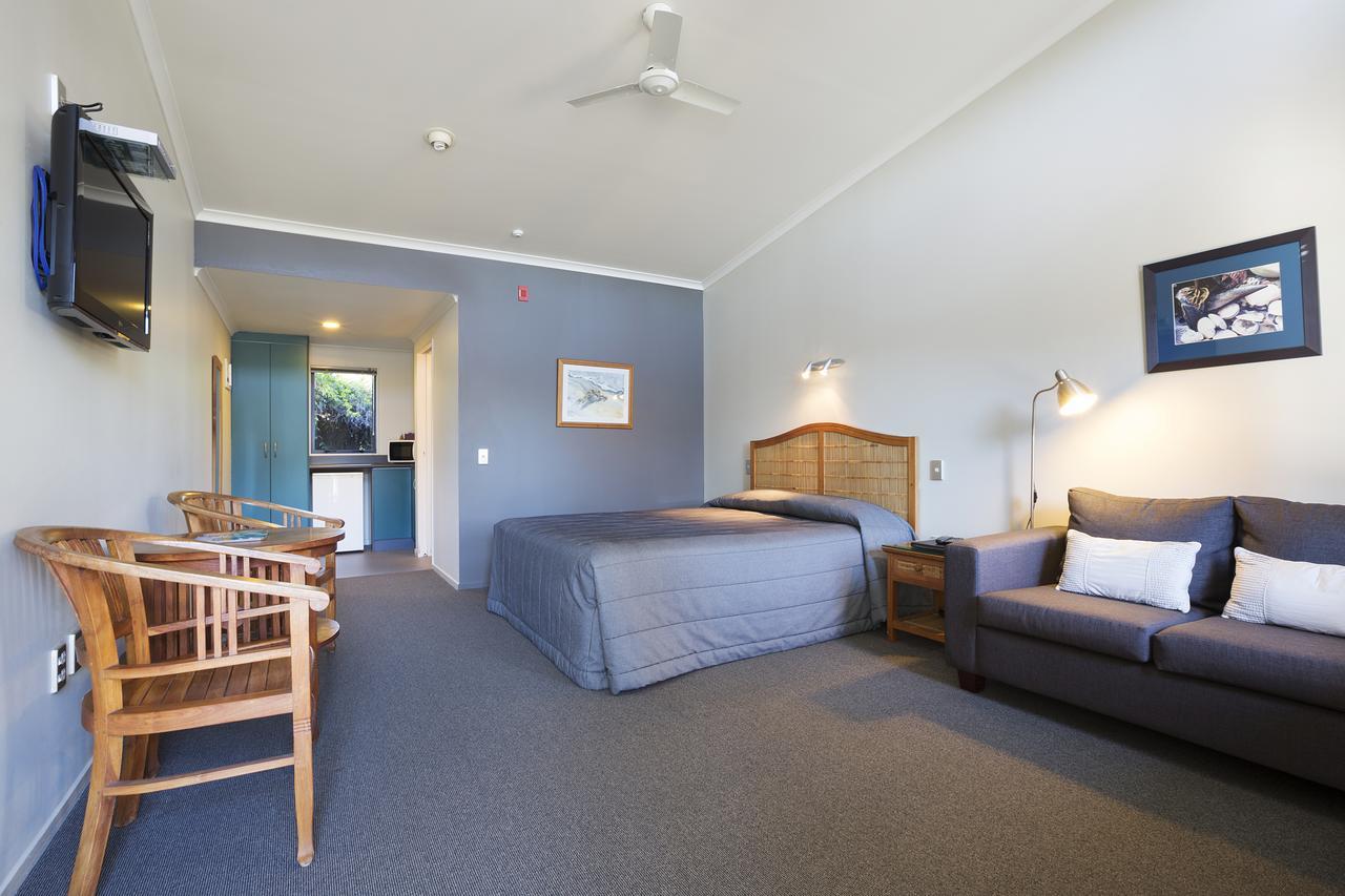 Beach House Motel Papamoa Buitenkant foto